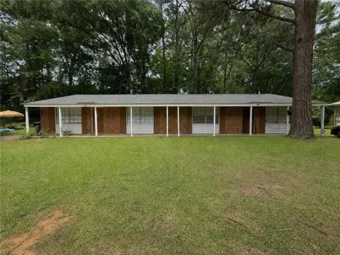 Auburn Duplex: Investment Opportunity