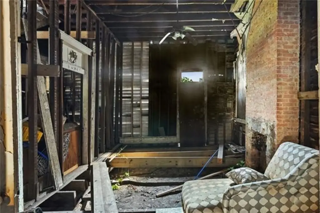 Picture 4
