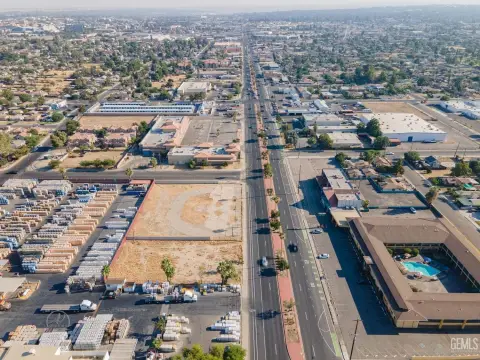 Bakersfield Commercial Lot For Sale