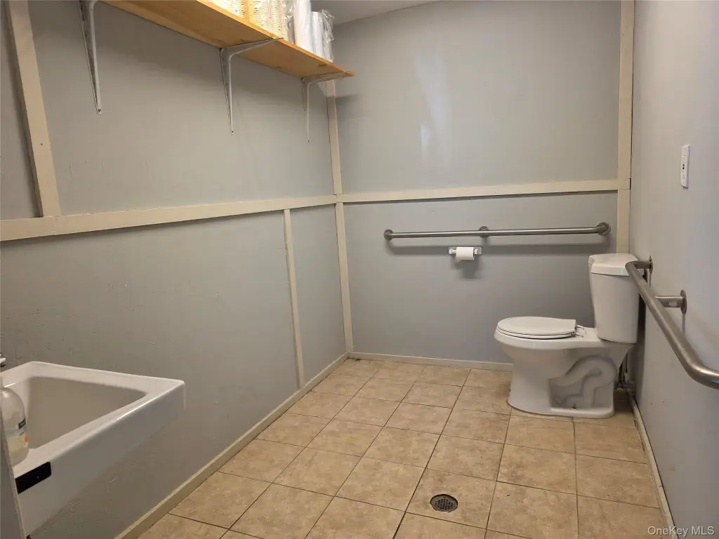 Picture 8
