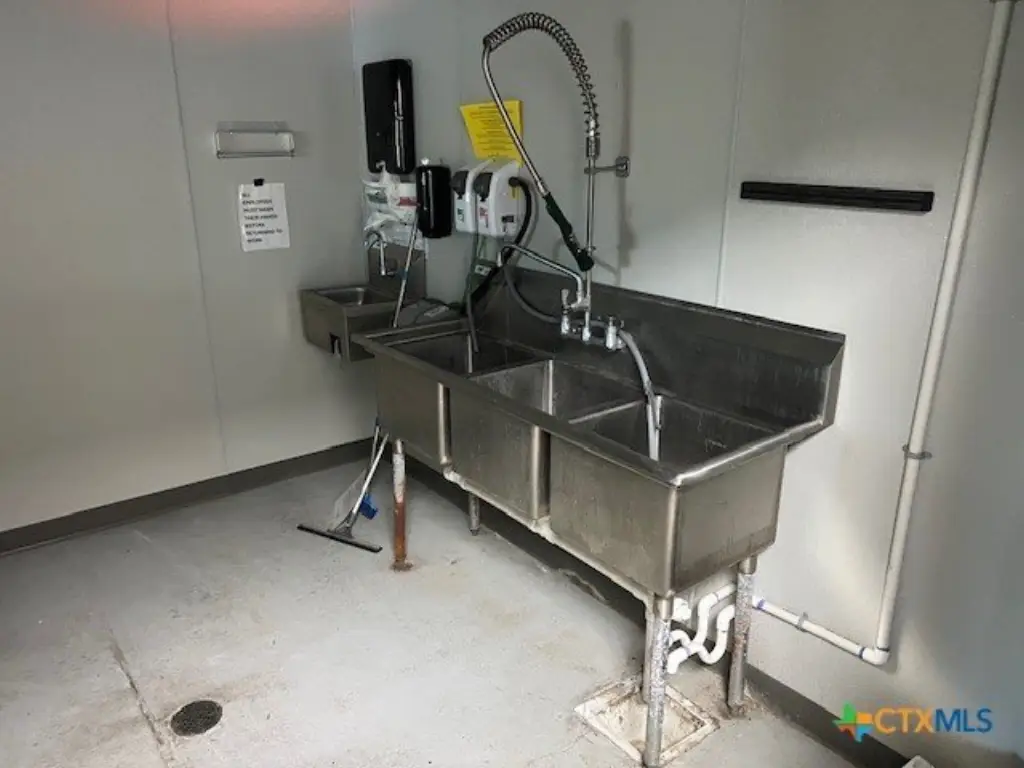 Picture 9