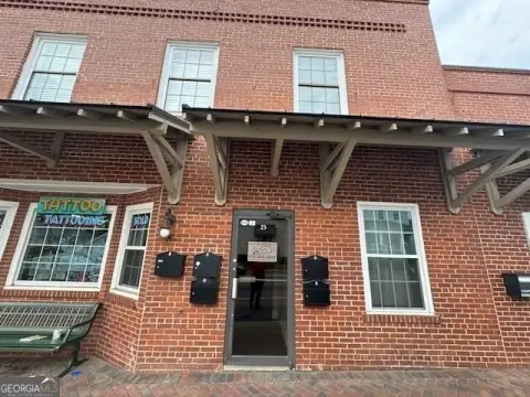 Upscale Office Space in McDonough