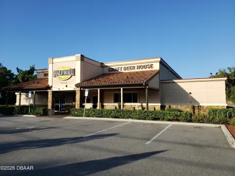 Restaurant Building with Commercial Kitchen
