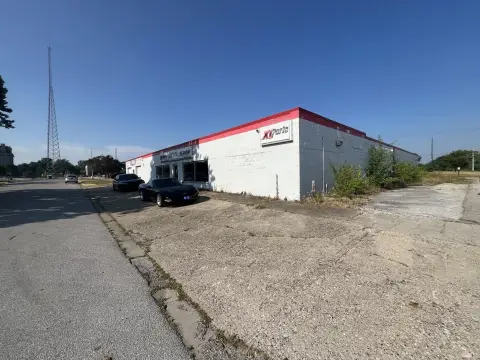 Versatile Mixed-Use Building Near ISU