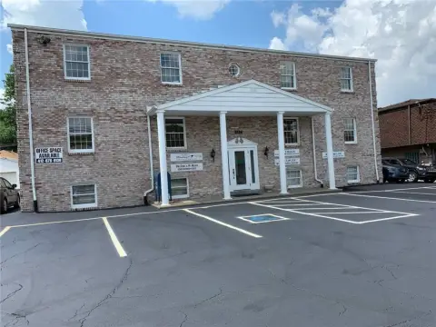 White Oak Office Space Available