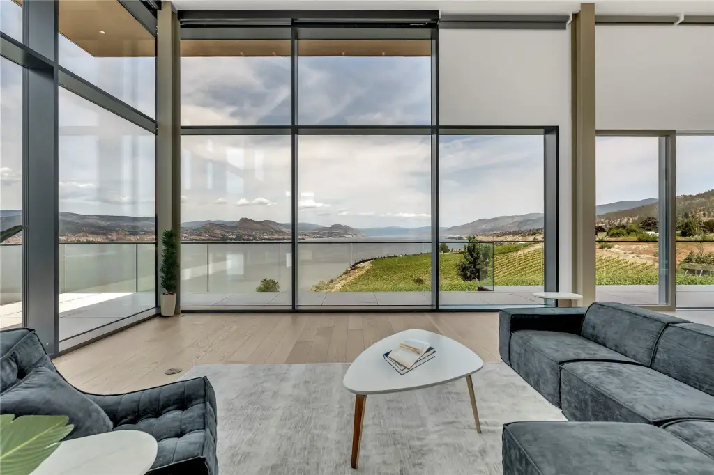 Picture 4