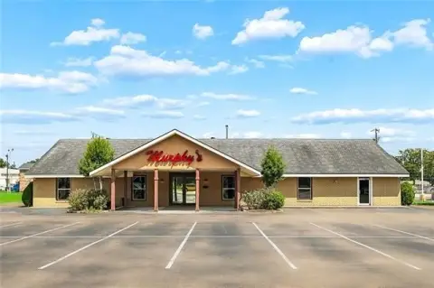 Restaurant Building with Commercial Kitchen