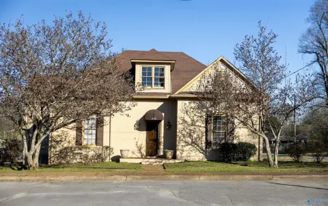 Historic Moulton Commercial Property