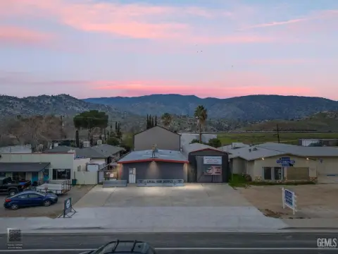 Mixed-Use Property with Auto Shop