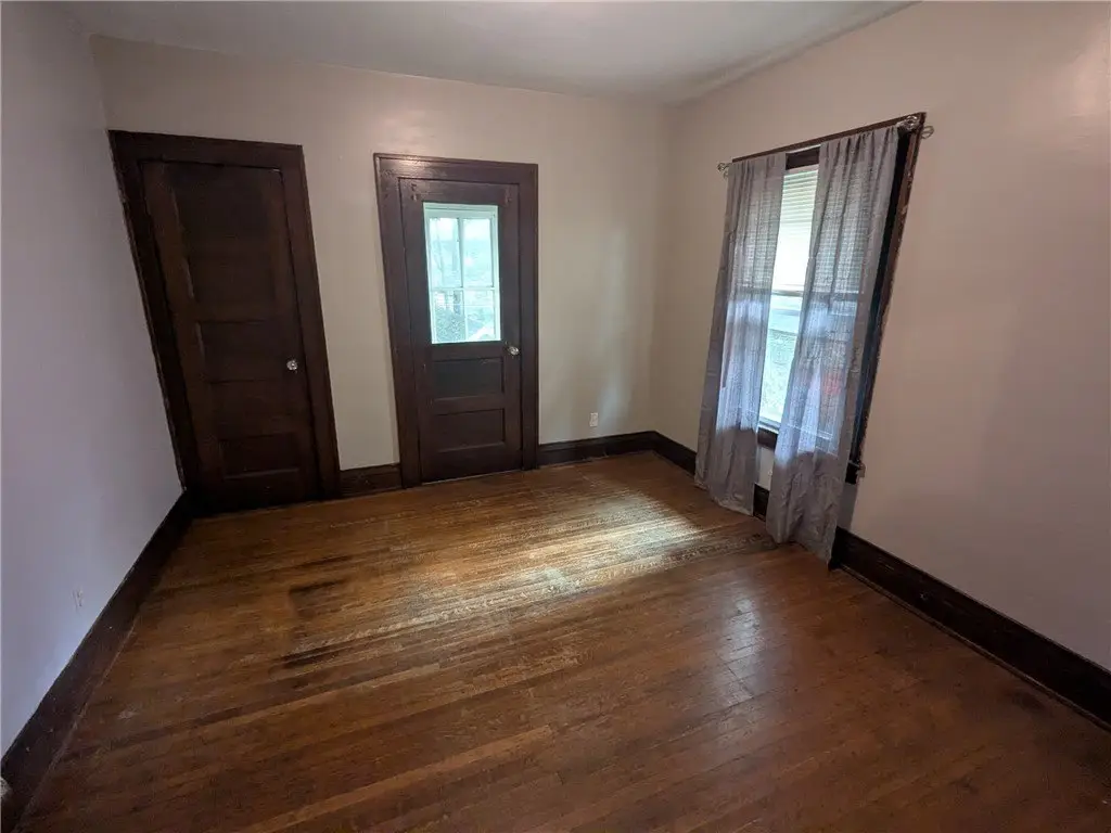 Picture 16