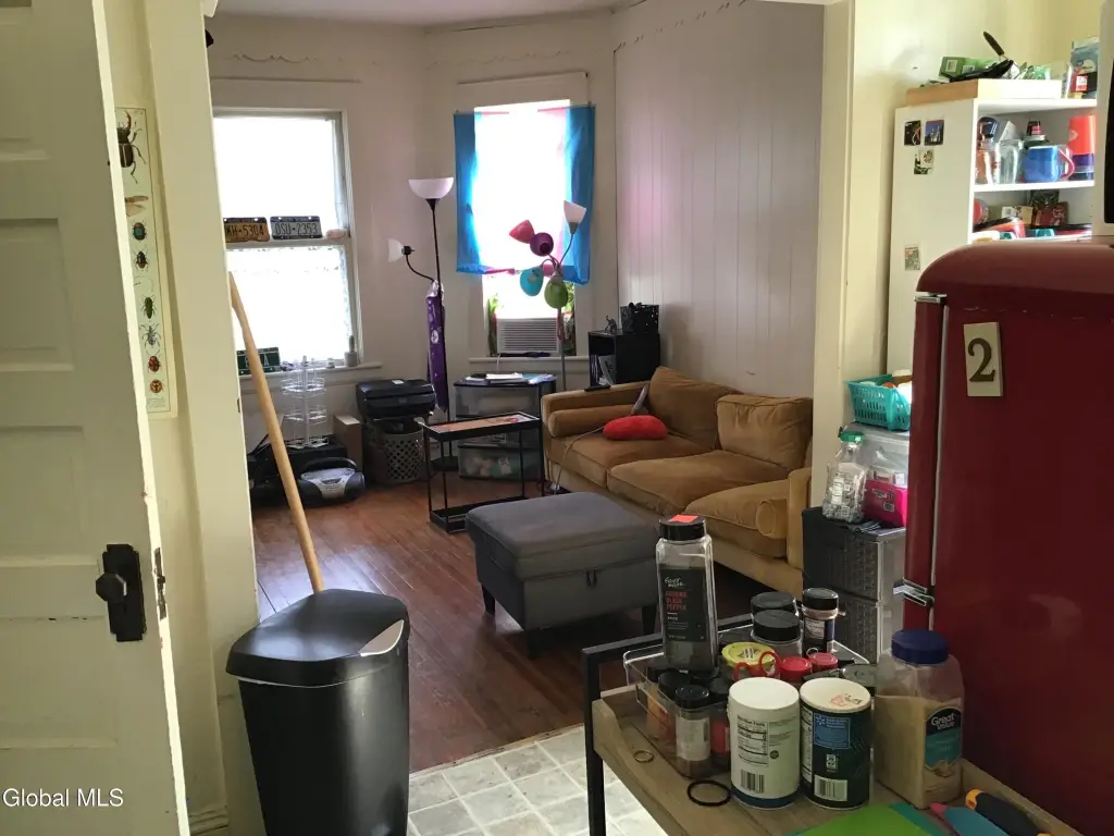 Picture 9