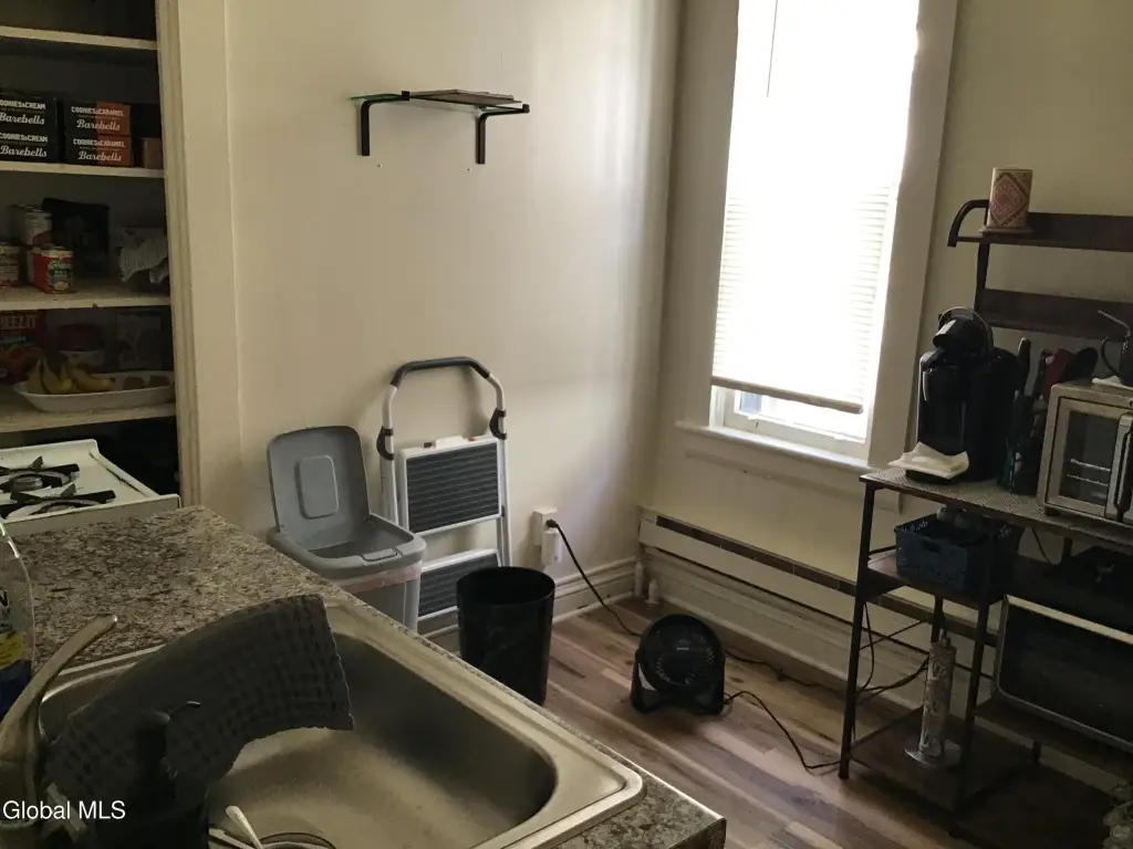 Picture 18