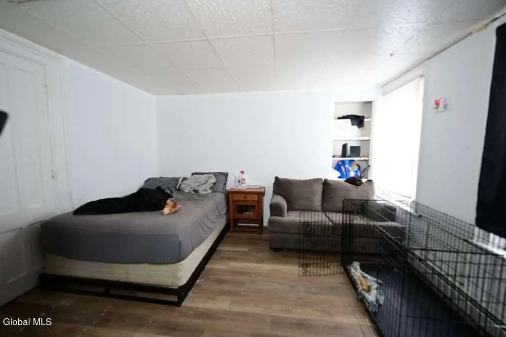 Picture 10
