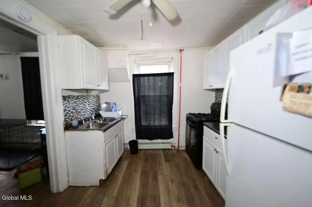 Picture 7