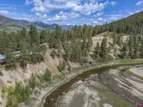 Land with Los Pinos River Access