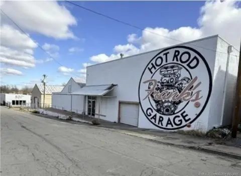 Two-Story Auto Shop