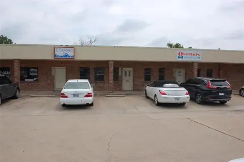 Office Space on Benbrook Highway