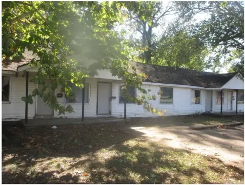6-Unit Multifamily Property