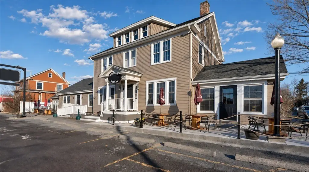 258 Hamilton St, Geneva, NY 14456