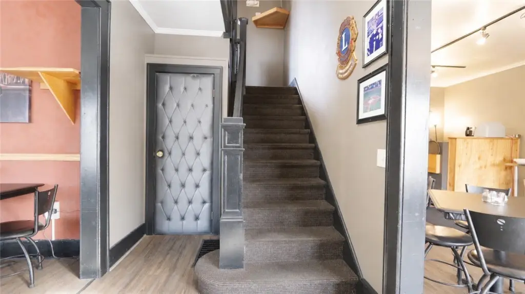 Picture 19