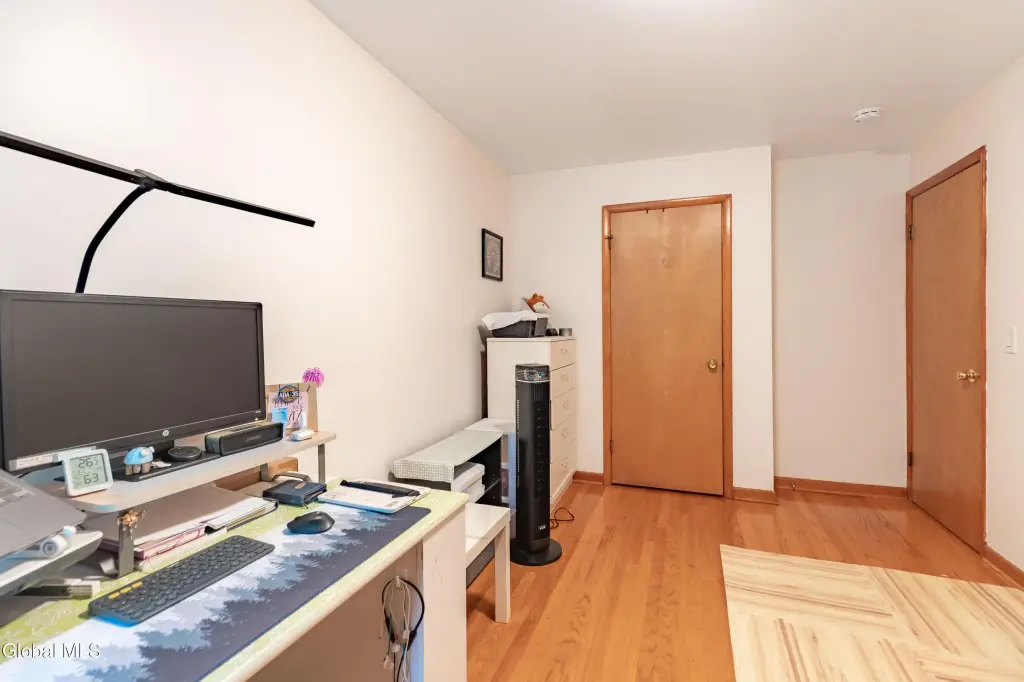 Picture 18