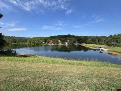Hardy, AR Recreational Lake Property