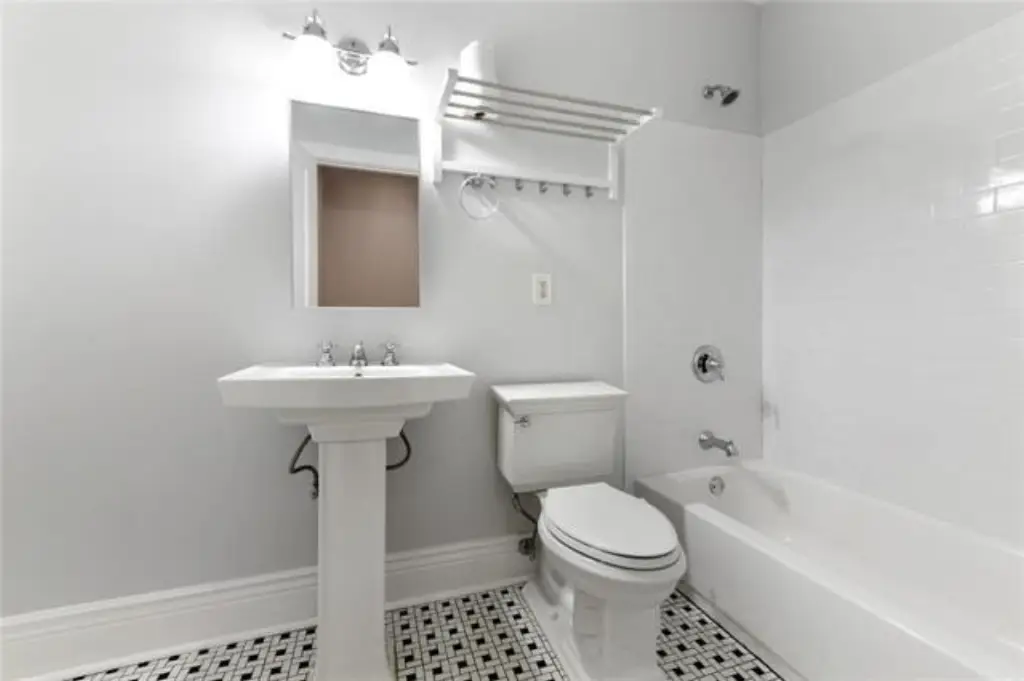 Picture 16
