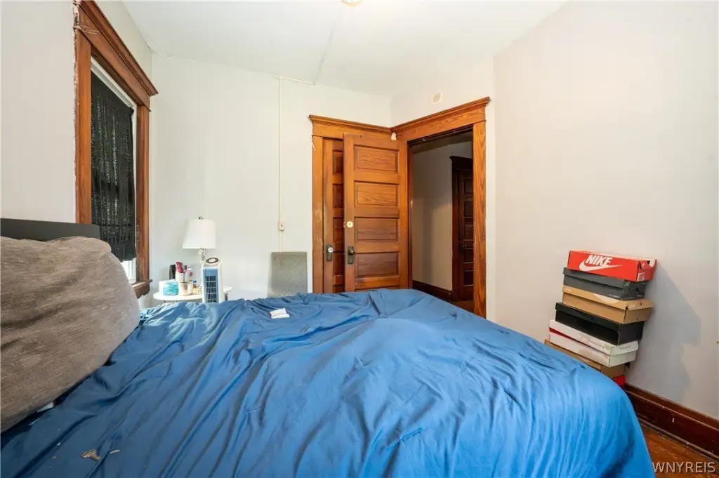 Picture 12