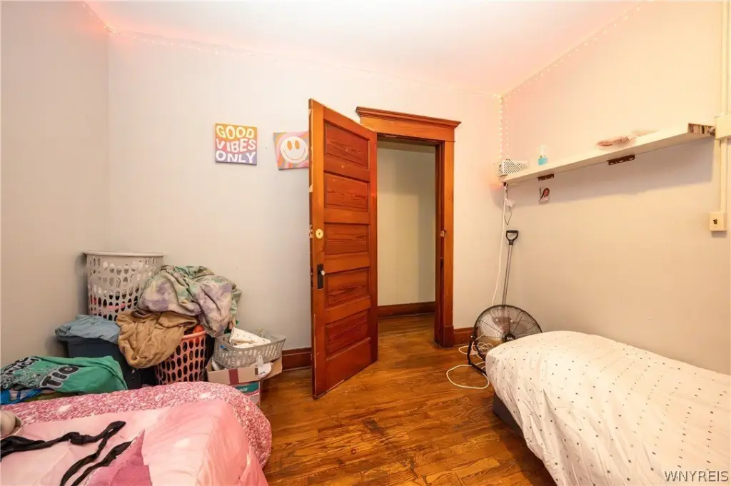 Picture 16