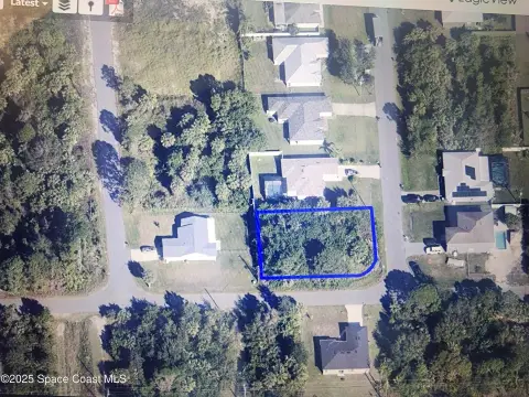 Residential Corner Lot in Palm Bay
