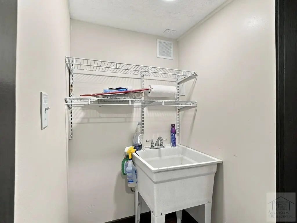 Picture 27