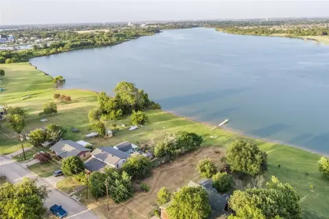 Waterfront Land on Lake Lewisville