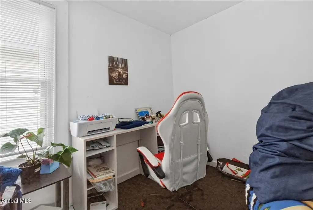 Picture 30