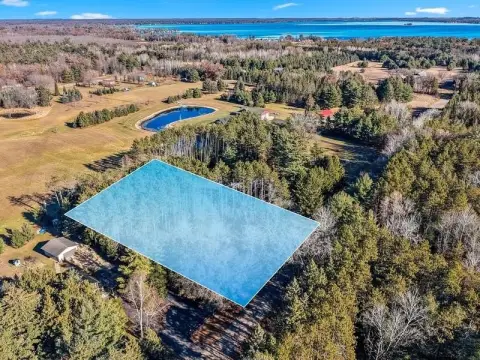 Shawano Land Near Shawano Lake