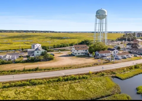 Hampton Beach Mixed-Use Commercial Property