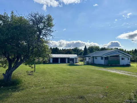 40-Acre McMillan Farm with Garage