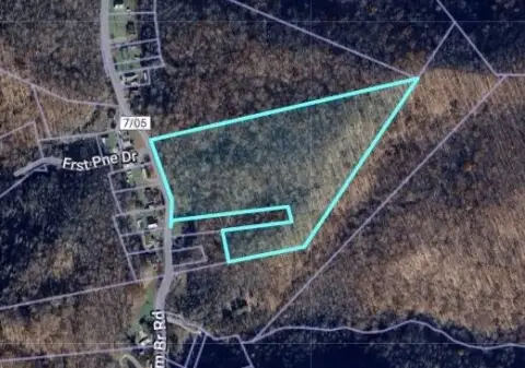 Residential Land in Lake, WV