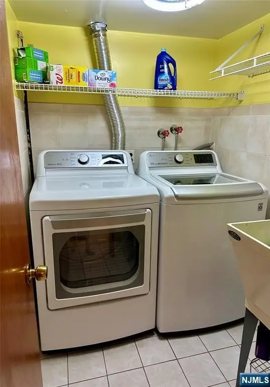 Picture 19