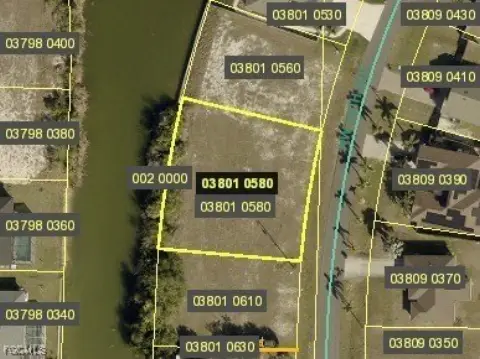 Triple Waterfront Lot in Cape