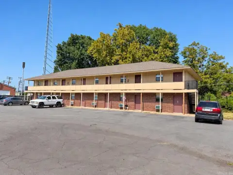 22-Unit Apartment Building