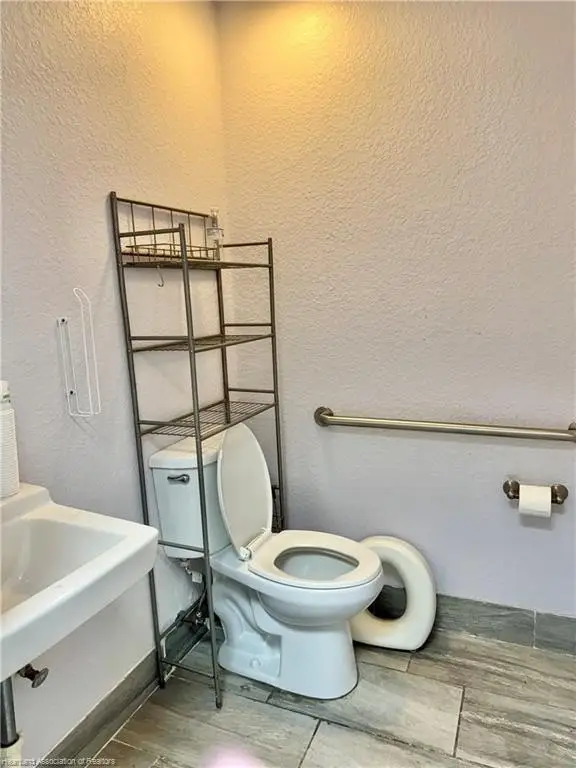 Picture 12