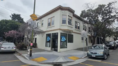 San Francisco Quadruplex Near Dolores Park