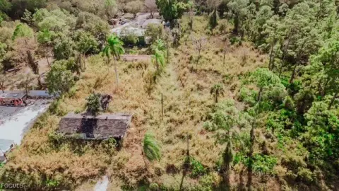 Commercial Land on Palm Beach