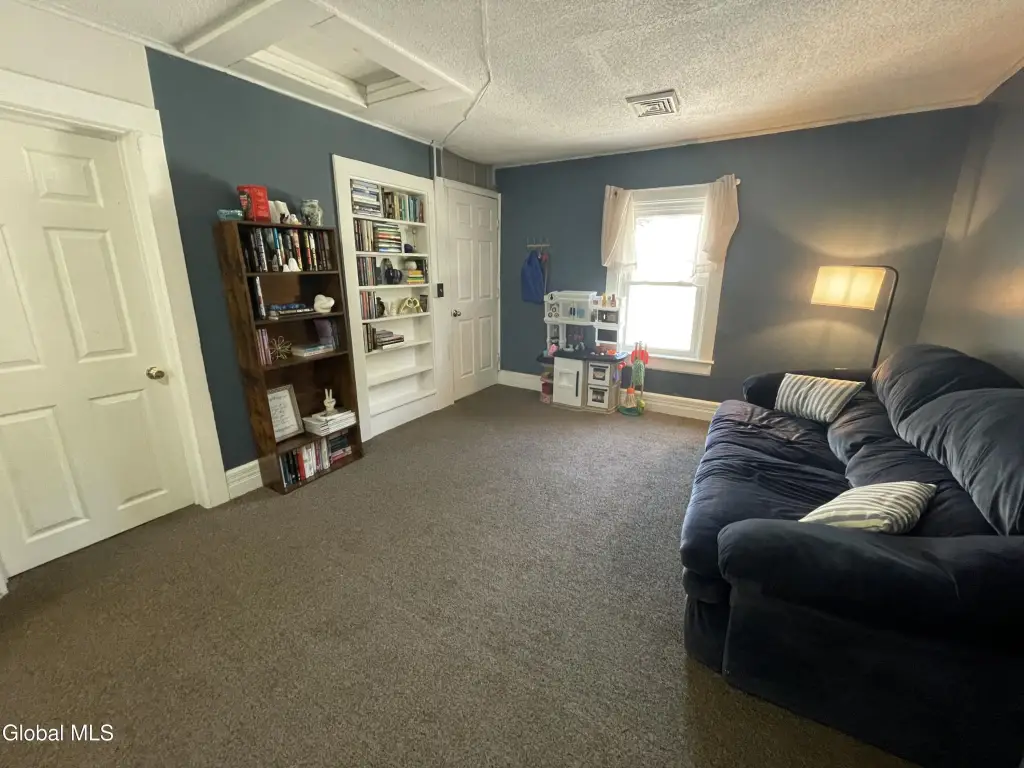 Picture 16