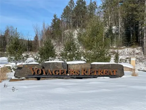 Voyageurs Retreat Wooded Acreage