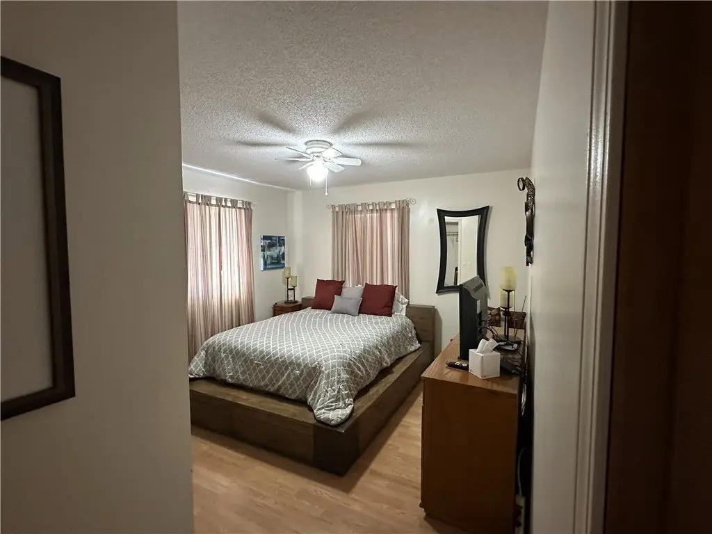 Picture 28