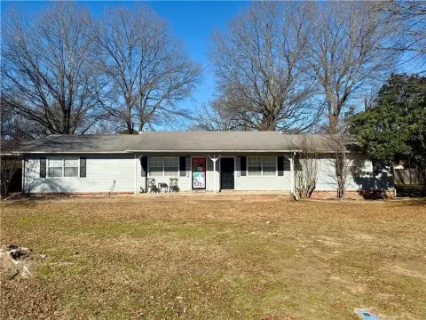 Russellville Duplex: Investment Opportunity
