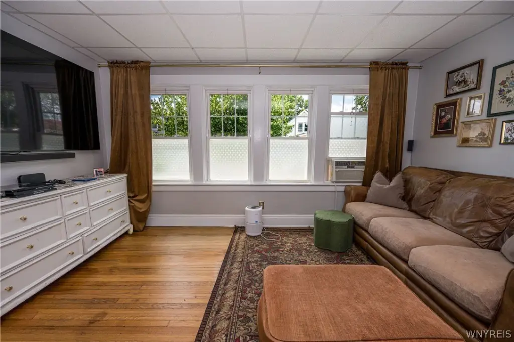 Picture 9