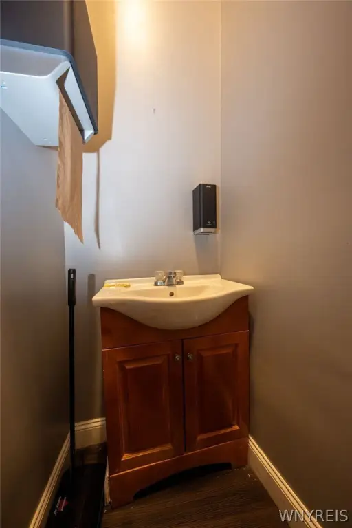 Picture 16