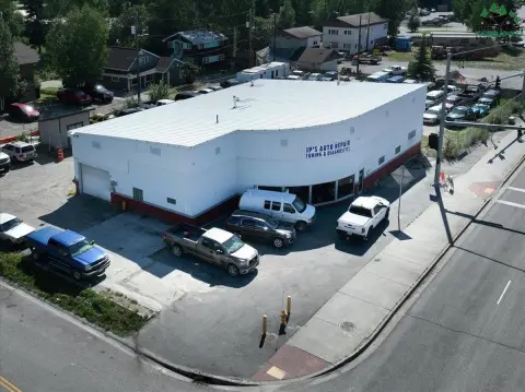 Versatile Commercial Building in Fairbanks